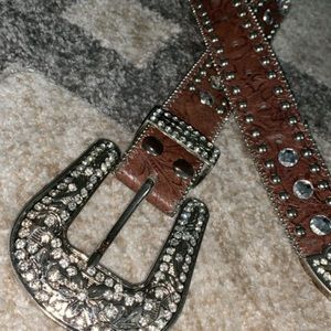 Like new very beautifully detailed belt